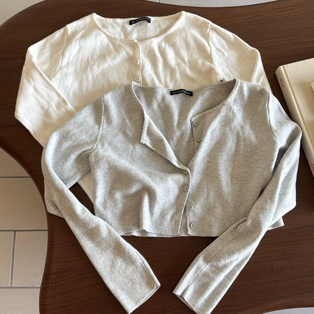 Cropped Brandy Melville White and Gray Button-Up Sweaters